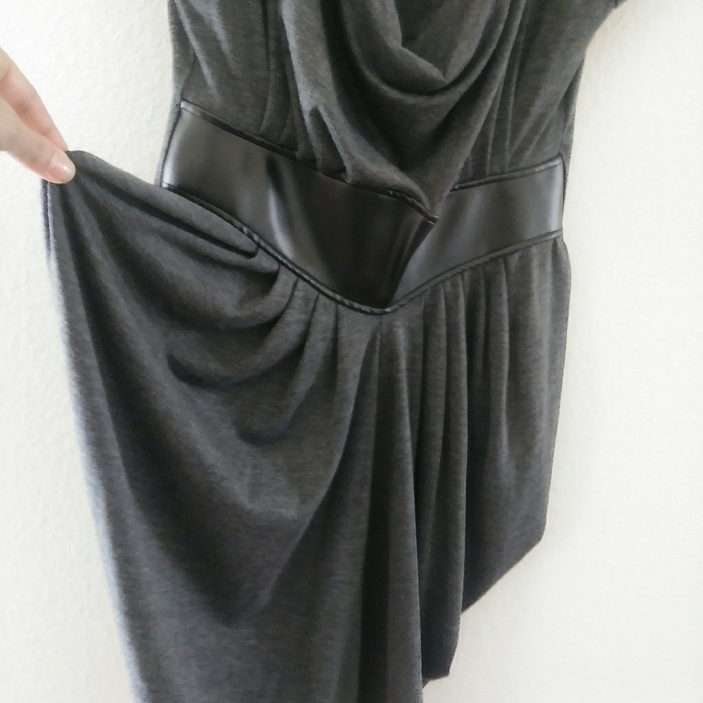 Dress - Picture 3 of 8